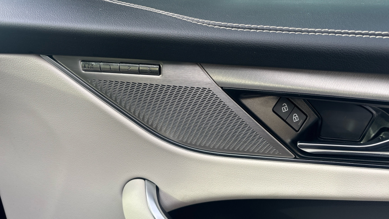 Jaguar F-Pace 2.0 D200 R-Dynamic S 5dr Auto AWD Diesel Estate